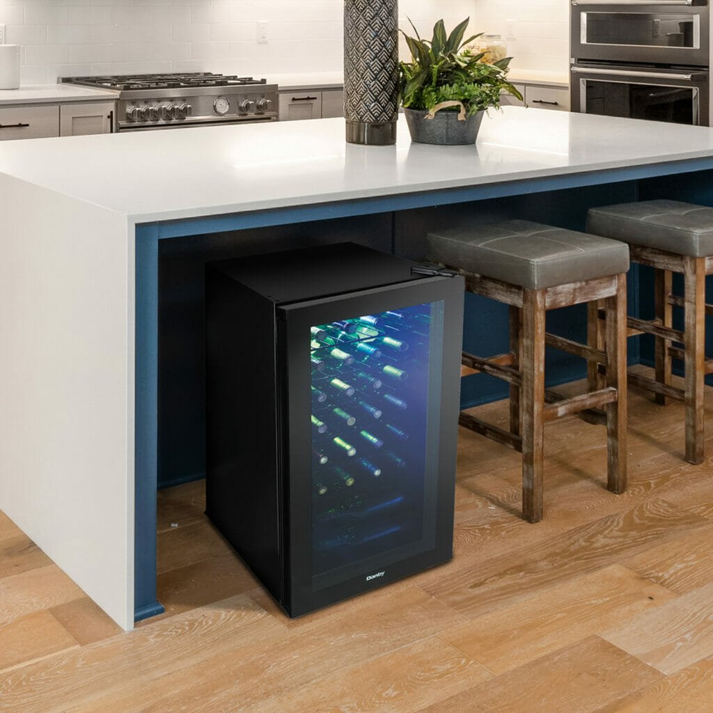 Danby DWC036A2BDB 36 bottles / 3.5 cu. ft. Free-Standing Wine Cooler - photo 4