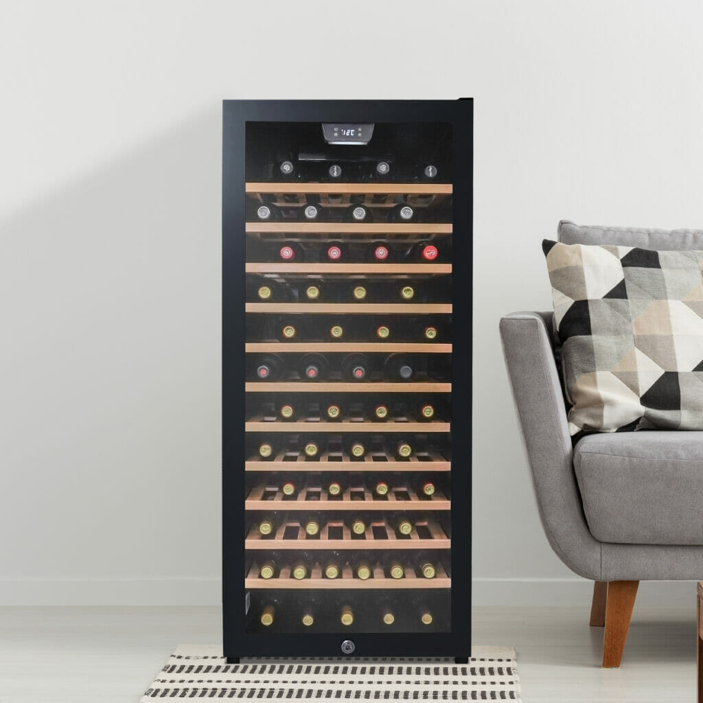 Danby DWC94L1B 94 bottles / 8.4 cu. ft. Free-Standing Wine Cooler - photo 4